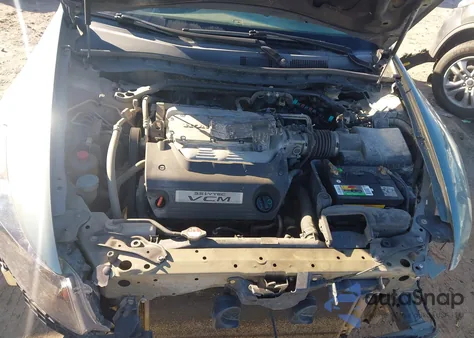 2008 Honda Accord 3.5 Ex-L из США, поврежденный, VIN 1HGCP368X8A002871